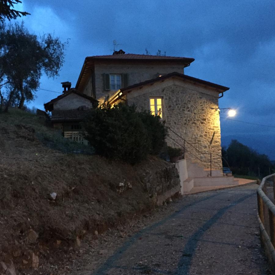 Alle Vignole Bed and Breakfast Coreglia Antelminelli Esterno foto