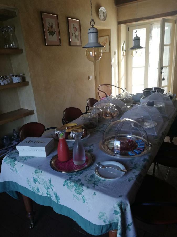 Alle Vignole Bed and Breakfast Coreglia Antelminelli Esterno foto